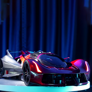 超級跑車造型開放式電競電腦機殼 | 全面可客製化、RGB 環境燈效、支援氣冷或水冷散熱
